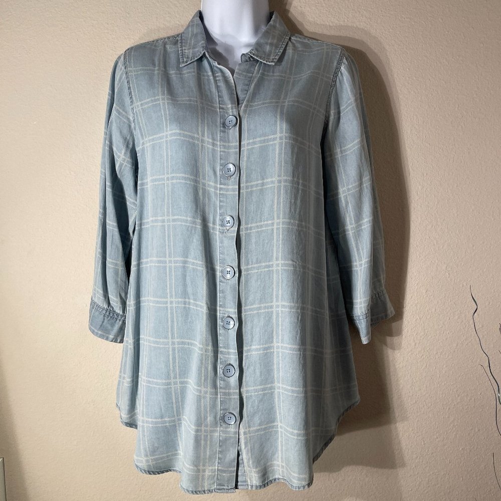 Intro. Love super soft Lyocell "chambray" tunic button down shirt light blue S